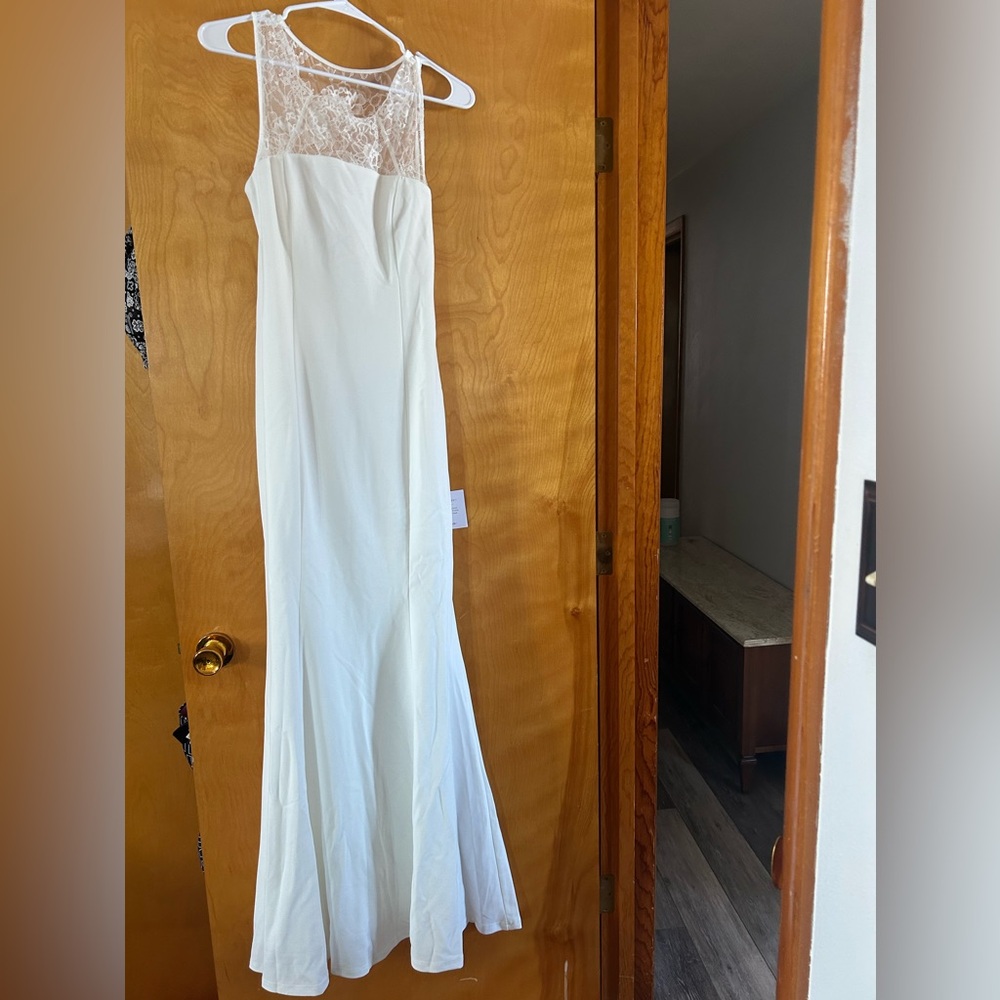 LuLus Weddint Dress